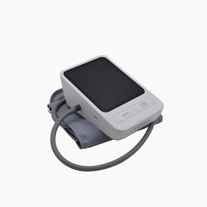 2026 मॉडल क्यूफ डिजिटल ब्लड प्रेशर मॉनिटर के साथ तीन रंगों बैकलाइट वॉयस प्रसारण ऑसिलोमेट्रिक माप मशीन - Product Image 5