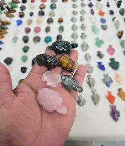 Accent décoratif élégant en pierre sculptée à la main, idéal pour la décoration de la maison, le bureau et la collection de cadeaux artistiques. - Product Image 6