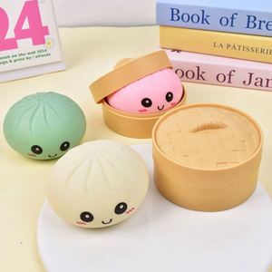 TOYSRUNNER Jouet Squishy Scintillant en Forme de Boulette, Balle Anti-Stress Holographique en Cristal, Jouet Sensoriel de Décompression Portable pour le Voyage et la Relaxation - Product Image 6