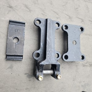 Nouveaux sièges d'essieu supérieur/inférieur en acier moulé Shengda 13T/16T pour remorques à suspension à trois essieux Fowama américaines (pièces de rechange/réparation) - Product Image 4