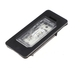 Licence LED <span class=keywords><strong>Plaque</strong></span> Lumière 6326-7193-293 63267193293 Pour <span class=keywords><strong>BMW</strong></span> <span class=keywords><strong>1</strong></span> série E81 E87 E88 E82 05-12 - Product Image 2