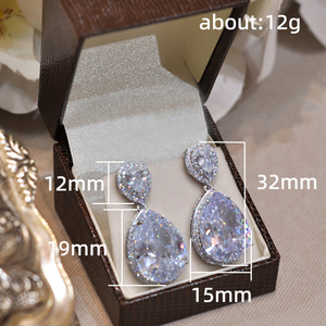 Eleganti Orecchini Pendenti a Goccia per Donne, Orecchini Pendenti Statement, Gioielli di Moda per Uso Quotidiano e Feste - Product Image 5