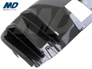 Diffuseur arrière en fibre de carbone pour Audi R8 V8 2008-2013 - Product Image 4