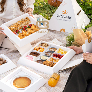 Caja de <span class=keywords><strong>comida</strong></span> piramidal personalizada, catering, panadería, pastelería, postre Kunafa Halal, dulce aperitivo, tratamiento de pastoreo, embalaje de plato multicapa - Product Image 2