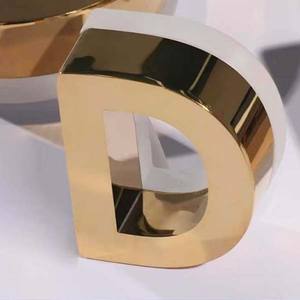 Lettere Illuminate con Retroilluminazione LED, Finitura a Specchio Color Oro, Insegna Luminosa dal Produttore Originale - Product Image 4