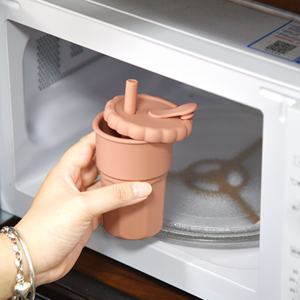 Bouteille d'eau en silicone anti-fuite 500 ml, dernier design, pour parents et enfants, avec paille en silicone – Vente en gros - Product Image 4