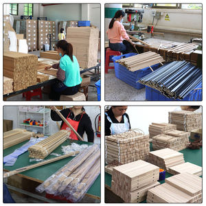 Ensemble de cintres pour affiches de qualité supérieure, pinces en <span class=keywords><strong>bois</strong></span> réglables et écologiques avec crochets en métal élégants pour un affichage mural sans effort - Product Image 5