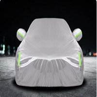Housse de voiture imperméable, protégée contre les UV, en tissu épais avec des matériaux Oxford, plastique et PE pour une utilisation en extérieur