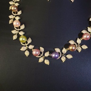 ชุดสร้อยคอและต่างหูรูป<span class=keywords><strong>ดอกไม้</strong></span>ประดับมุกหลากสีสัน ดีไซน์กิ่ง<span class=keywords><strong>ดอกไม้</strong></span>ประดับเพชรซิร์คอน สำหรับผู้หญิง เหมาะสำหรับงานแต่งงาน/งานเลี้ยง  ชุบแพลตตินั่ม/ทอง - Product Image 4