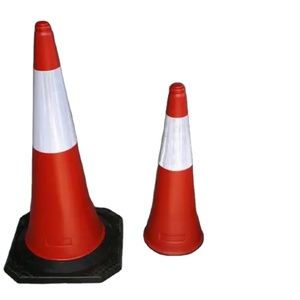 Dayanıklı plastik yol trafik güvenliği spor dikkat Pe koni PVC trafik kırmızı koni ile siyah taban 900mm 1000mm - Product Image 6