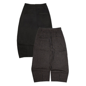 <span class=keywords><strong>Pantaloni</strong></span> in Lana <span class=keywords><strong>con</strong></span> <span class=keywords><strong>Tasche</strong></span> <span class=keywords><strong>Laterali</strong></span> Personalizzate, Pieghe Frontali, Vestibilità Ampia e Gamba Larga - Product Image 2
