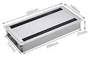 Boîte de gestion de câbles de bureau en alliage d'aluminium avec couvercle rabattable, passe-câbles à fermeture douce et brosse de protection