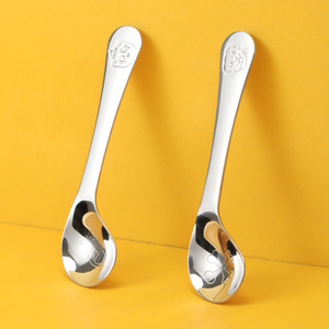 Cuchara de alimentación para bebés, cuerpo recto con patrón de dibujos animados de acero inoxidable 304, para uso infantil de 0 a 12 meses - Product Image 4
