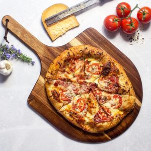 <span class=keywords><strong>Pelle</strong></span> à pizza en <span class=keywords><strong>bois</strong></span> d'acacia massif de 13,75 pouces avec long manche <span class=keywords><strong>pour</strong></span> <span class=keywords><strong>four</strong></span>, grill et cuisson en extérieur - Product Image 2
