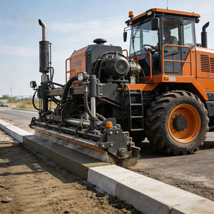 Pavoir compact à coffrage mobile NC600 36,8 kW, extrudeuse de bordures en ciment pour la pavage des parkings - Product Image 1