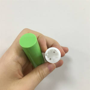 <span class=keywords><strong>Precio</strong></span> barato bálsamo labial contenedor vacío Etiqueta Privada lápiz labial claro 4G 5g tubo <span class=keywords><strong>de</strong></span> bálsamo labial <span class=keywords><strong>de</strong></span> plástico - Product Image 3