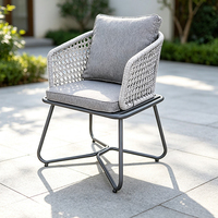 Chaises de salle à manger modernes et durables en osier écologique avec garantie de 3 ans pour restaurants, hôtels et villas, usage extérieur en jardin avec coussin