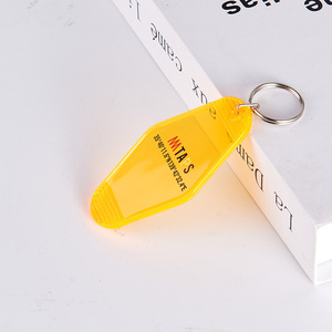 Sản xuất bán buôn Miễn phí thiết kế tùy chỉnh quảng cáo khách sạn Keychain PVC Acrylic logo khắc in long lanh khách sạn tag chìa khóa - Product Image 4
