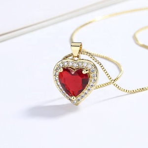 สร้อยคอหัวใจประดับเพชรซิคอนชุบทอง 18K สไตล์แฟชั่นสำหรับผู้หญิง - Product Image 4