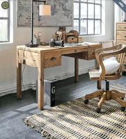 Bureau d'ordinateur domestique en bois massif