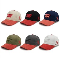 Gorra de béisbol ajustable de doble tono con corona de sarga tejida, visera curva de gamuza y bordado 3D en relieve frontal con texto lateral personalizado.