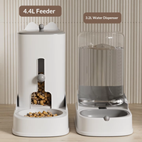 Fontaine à eau automatique pour animaux de compagnie en acier inoxydable avec design sans fil et remplisseur d'eau automatique