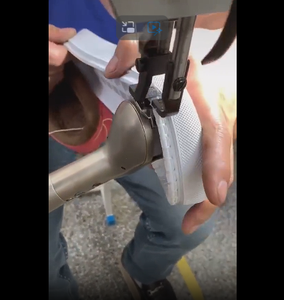 Machine à coudre spéciale 168 points pour la couture de semelles intérieures/extérieures et de coutures latérales de chaussures, avec double aiguille - Product Image 5