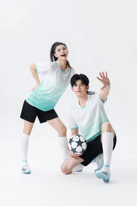 Venta al por mayor nuevo diseño mujeres uniformes de fútbol trajes ropa deportiva hombres niños KIT DE FÚTBOL Camisetas conjuntos - Product Image 2