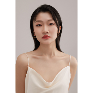 <span class=keywords><strong>Xlove</strong></span> Chris mode C forme géométrique texturé boucles d'oreilles créoles minimaliste artisanal Texture cercle Huggie boucles d'oreilles créoles - Product Image 5