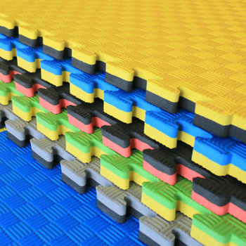 Боевые искусства, борьбы, коврики, сумки, карате, джудо, ММА, тхэквондо, татами