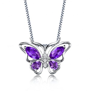 Pendentif Fleur en Améthyste Scintillant et Translucide, Collier avec Pendentif en Pierre Précieuse Améthyste - Product Image 4
