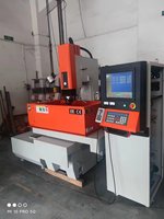 Máquina de Electroerosión por Penetración D7145, Venta Directa de Fábrica, para Estampado de Moldes y CNC