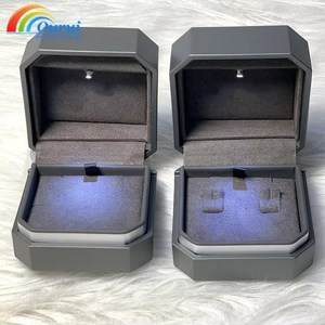 กล่องเครื่องประดับแบรนด์แท้จากโรงงานสำหรับผู้หญิง กล่องของขวัญสุดหรูสำหรับจี้ สร้อยข้อมือ ต่างหู แหวน ชุดครบพร้อมไฟ LED - Product Image 3