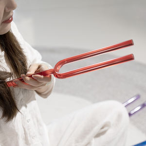 מזלג כריסטל קוורץ צבעוני בהתאמה אישית של ג'ינפאנג, חזק וארוך, לטיפול בצלילים לאיזון צ'אקרות - Product Image 4