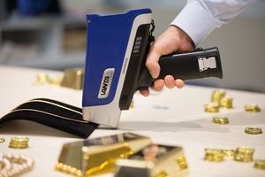 Portable Handheld <b>XRF</b> Spectrometer <b>Analyzer</b> Economical Testing Equipment for Metal and Minerals - Product Image 5