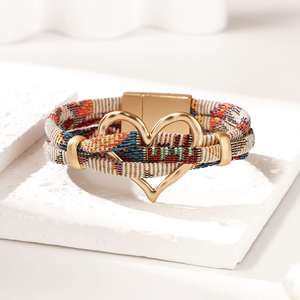 Pulsera de Cuero Suave, Artículo de Alta Rentabilidad, Muestra Disponible, Regalo Navideño para Mujer, Acabado en Dos Tonos - Product Image 1