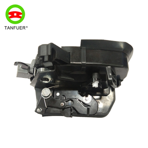 51228402601 di ricambio per Auto <span class=keywords><strong>BMW</strong></span> <span class=keywords><strong>X5</strong></span> <span class=keywords><strong>accessori</strong></span> Auto attuatore blocco elettrico - Product Image 1
