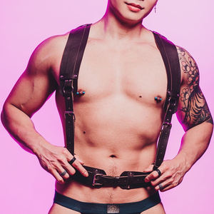 Herren Leder Körper gürtel Punk verstellbare Kunstleder Körper Brust gürtel Clubwear mit ausgefallenen Schnallen Ringe für Homosexuell - Product Image 1