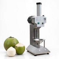 Commerciële automatische elektrische machine voor het pellen van jonge, groene, rauwe kokosnoten voor het ontvellen van verse kokosnoten
