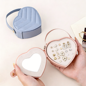 Boîte à bijoux personnalisée YUQI <span class=keywords><strong>en</strong></span> forme de cœur, <span class=keywords><strong>en</strong></span> cuir PU et tissu velours, couleurs bleu/rose, fermeture à bouton écologique, portable pour les voyages - Product Image 3