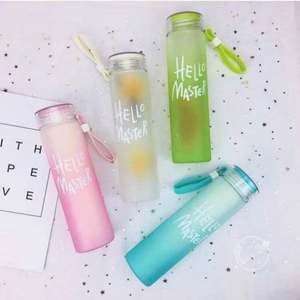 Vaso de Vidrio Personalizado al por Mayor con Logotipo, 400 ml, Ecológico, Colorido, Esmerilado, con Cambio de Color, con Asa y Tapa, para Regalos Promocionales - Product Image 1