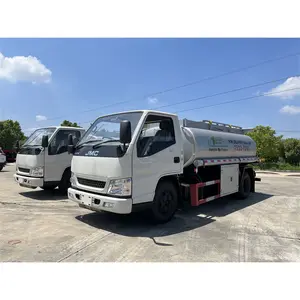 JMC RHD 4x2 5000L 연료 유조선 트럭 모바일 급유 트럭 판매