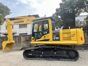 Excavatrice sur chenilles Komatsu PC210-8 d'occasion, 21 tonnes, moteur d'origine japonais, hydraulique stable, pour travaux de terrassement, à l'exportation - Product Image 3