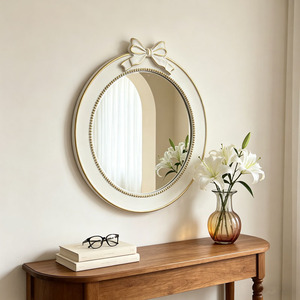 <span class=keywords><strong>Espejo</strong></span> de Pared Redondo con Lazo <span class=keywords><strong>Blanco</strong></span>, <span class=keywords><strong>Espejo</strong></span> de Maquillaje Decorativo con Marco de Madera Estilo Retro Francés - Product Image 1