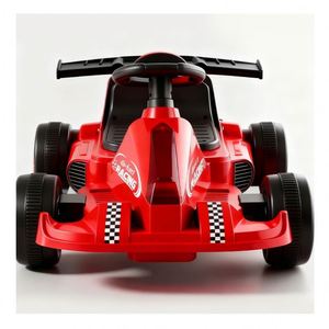 Voiture à pédales musicale et lumineuse à moteur puissant, avec démarrage par pédale, batterie 6V4Ah, carrosserie blanche, conçue pour le développement précoce des enfants - Product Image 1