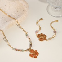 Ensemble de bijoux bohèmes plaqués or 18 carats en acier inoxydable, étanche, avec pendentif fleur en pierre naturelle, collier et bracelet pour femme