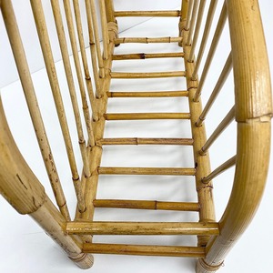 Porte-revues vintage rétro années 1980, cadre en bambou bohème, design asymétrique, couleur beige, rangement pour livres, disques vinyles, décoration intérieure - Product Image 4