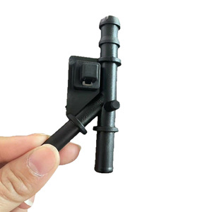 Conector de la Tubería de Retorno del Refrigerante del Motor para Toyota Corolla 1626421, Repuesto Negro - Product Image 5