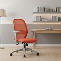 Chaise de bureau exécutive en tissu noir et or avec dossier en maille, hauteur réglable, design moderne pour le bureau à domicile