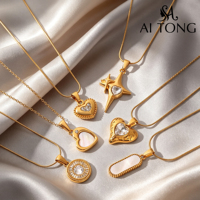 Collier pendentif cœur et étoile en acier inoxydable plaqué or 18 carats, hypoallergénique et inaltérable, avec zircone cubique, pour femme, idéal pour les fêtes, vente en gros, OEM, en vrac